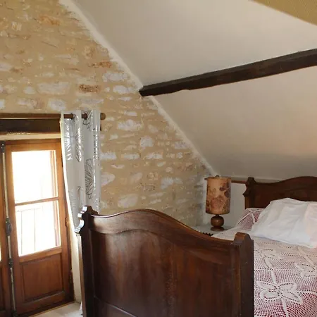 Chez Jeannette Marcillac-Saint-Quentin