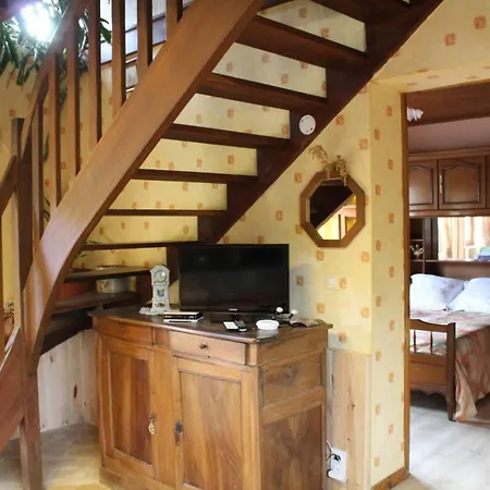 Chez Jeannette 펜션 Marcillac-Saint-Quentin